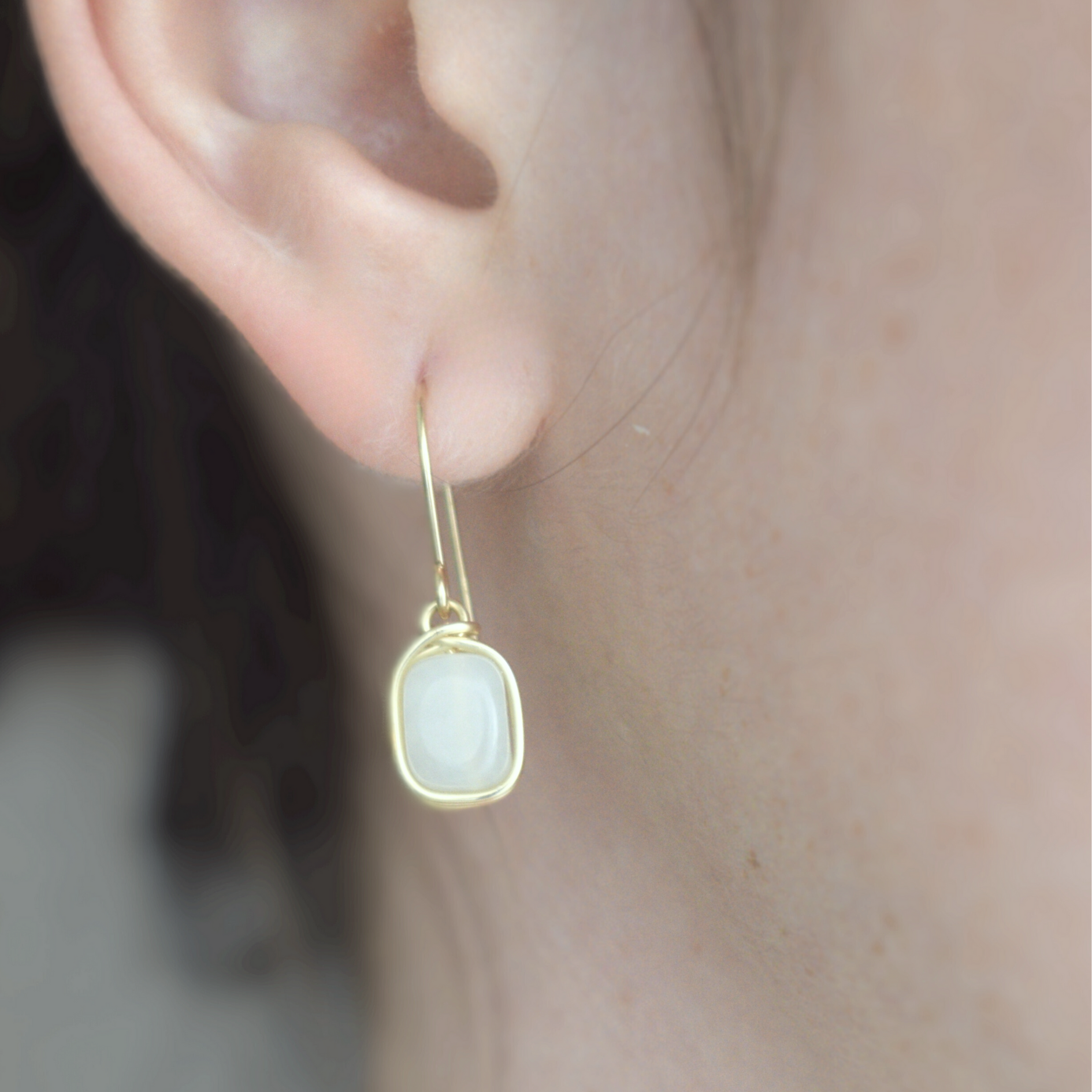 עגילים תלויים