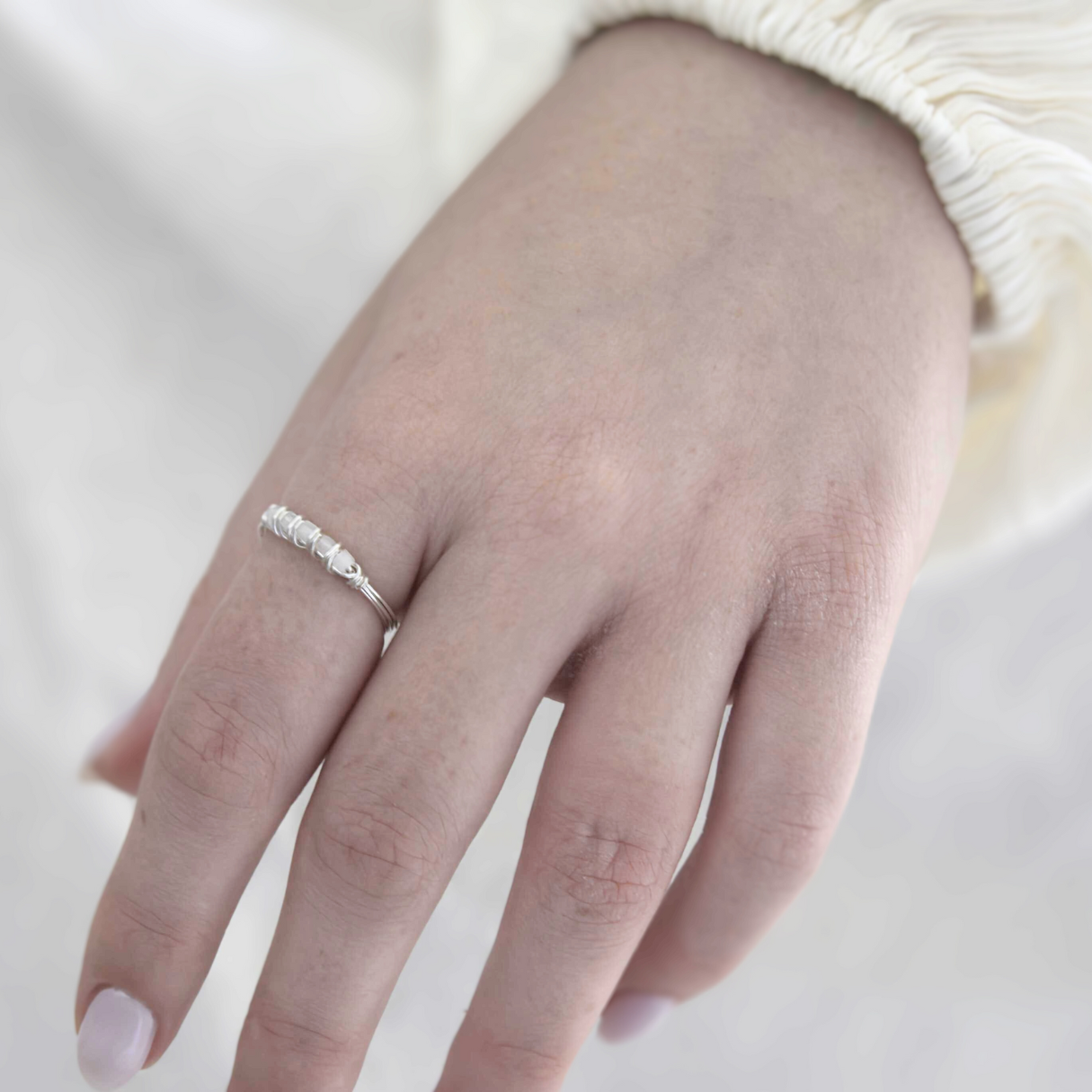 טבעת קשת רוז קוורץ