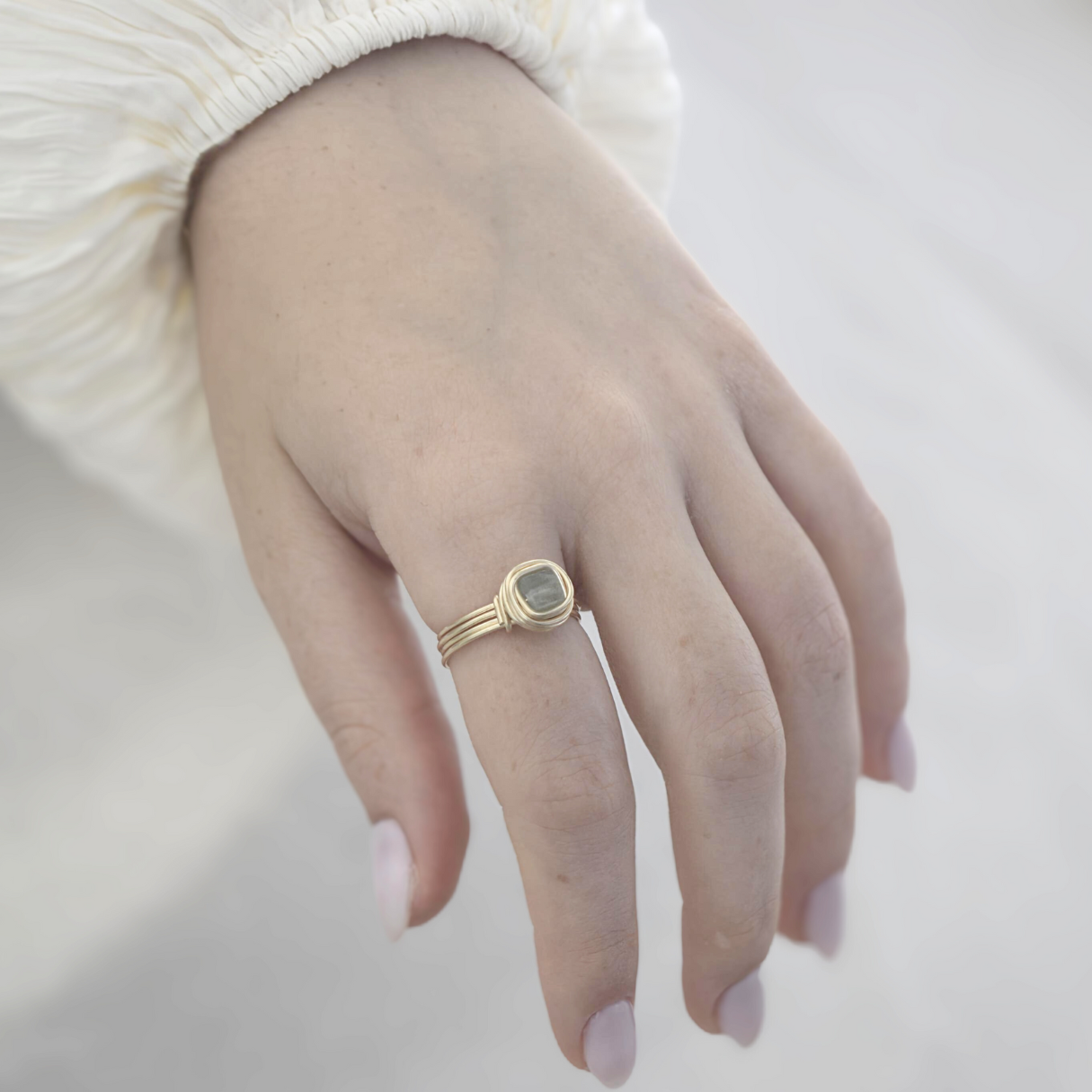 טבעת פז אקוומרין