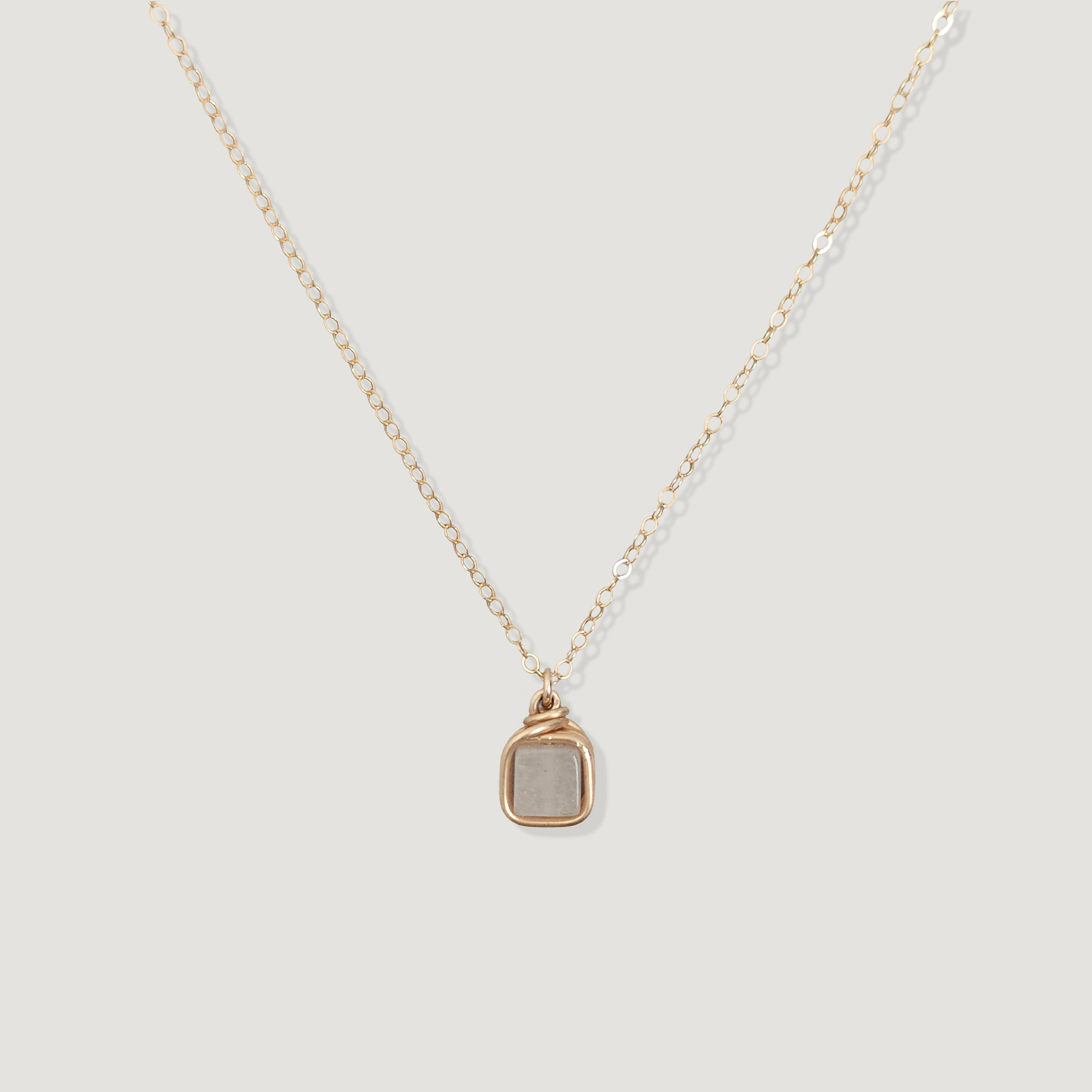 שרשרת זוהר רוז קוורץ