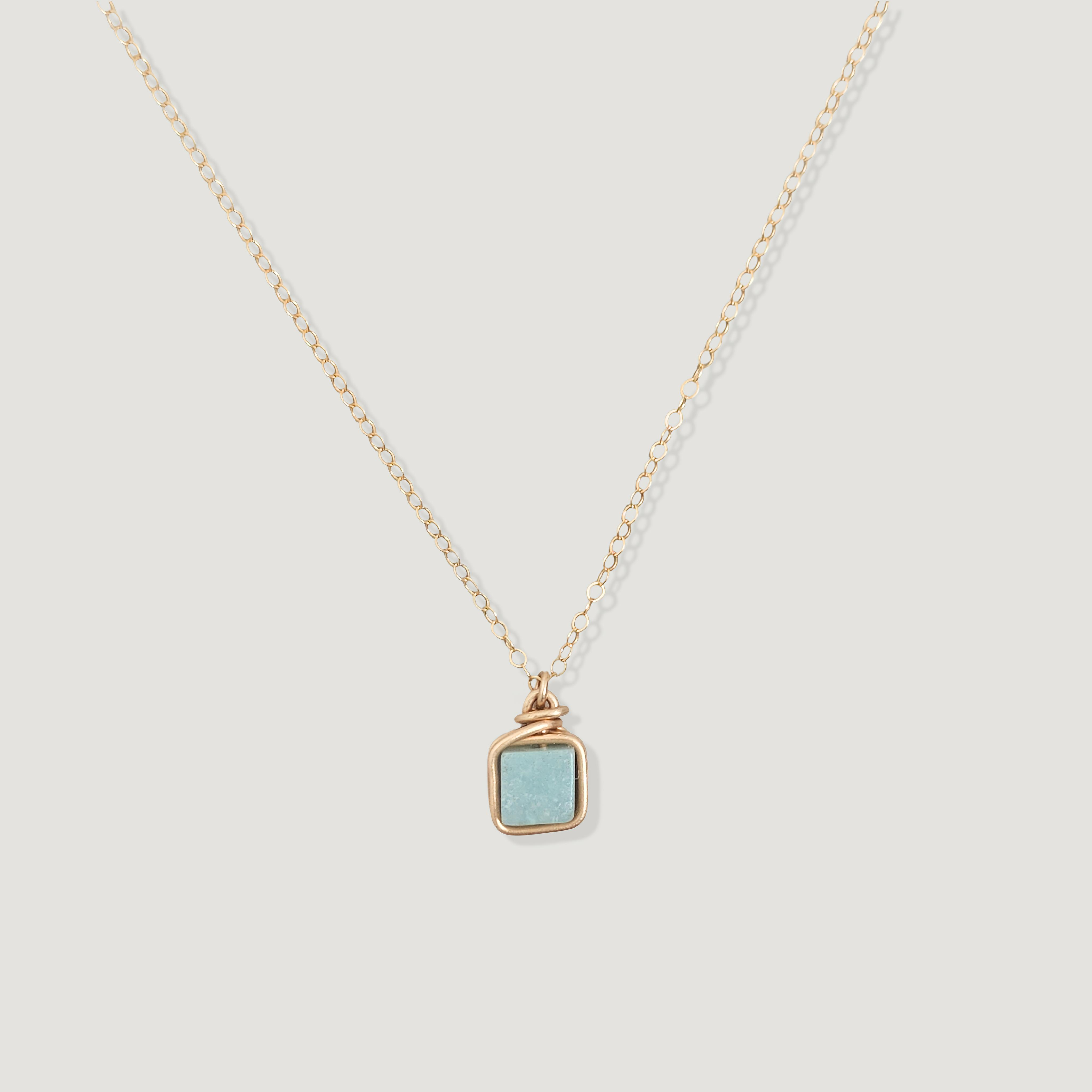 שרשרת זוהר אמזוניט