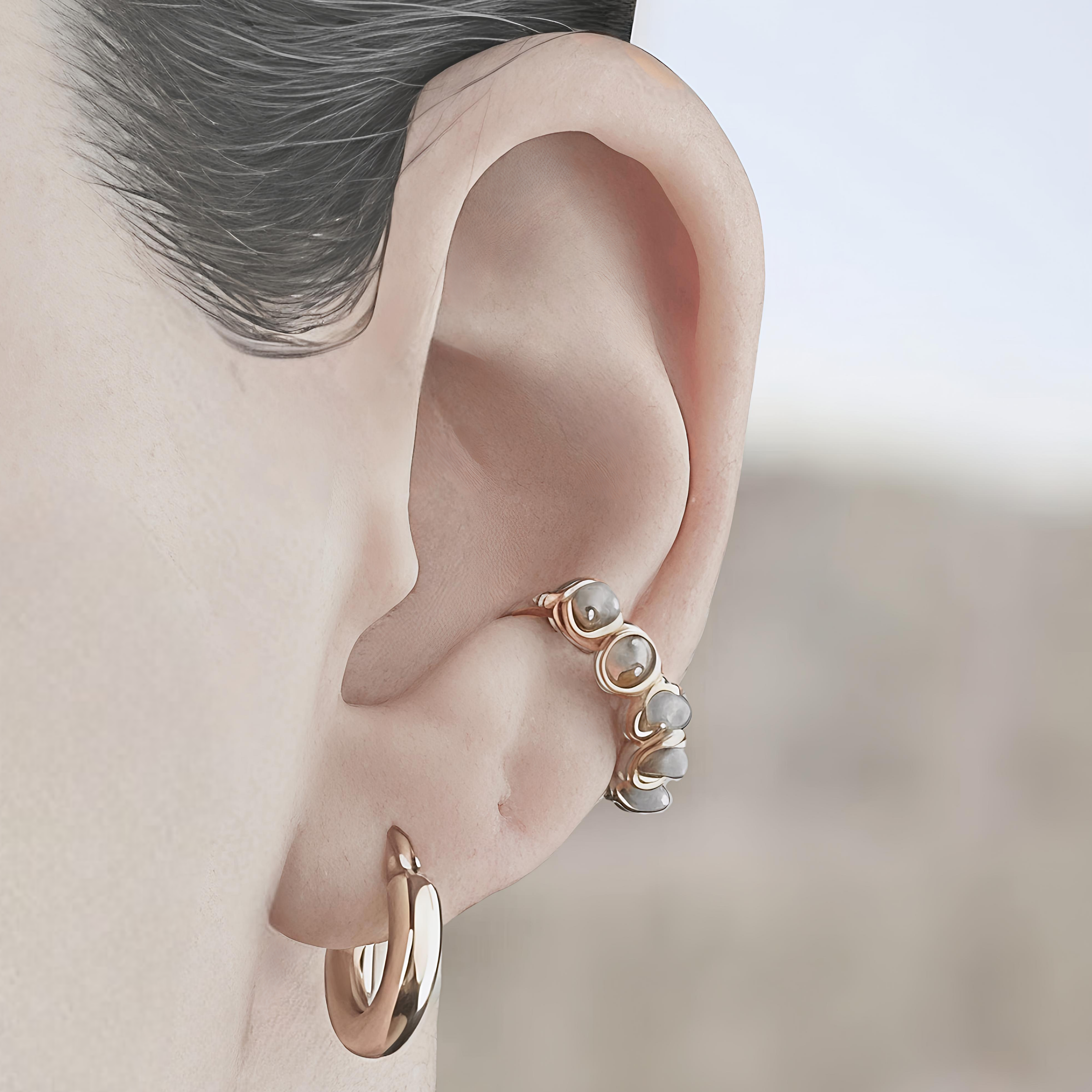 עגיל קשת ללא חור גרנט אדום