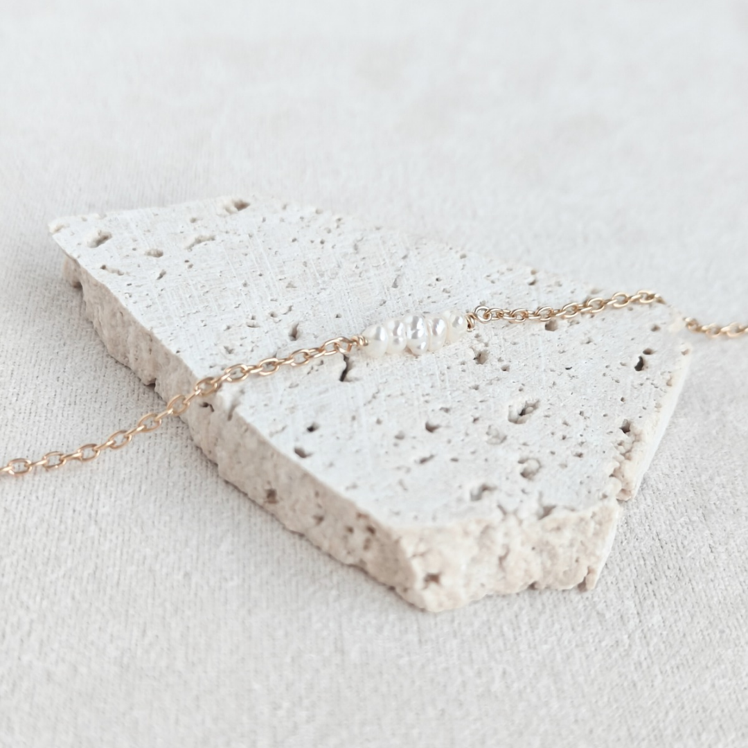 צמיד קשת פנינה