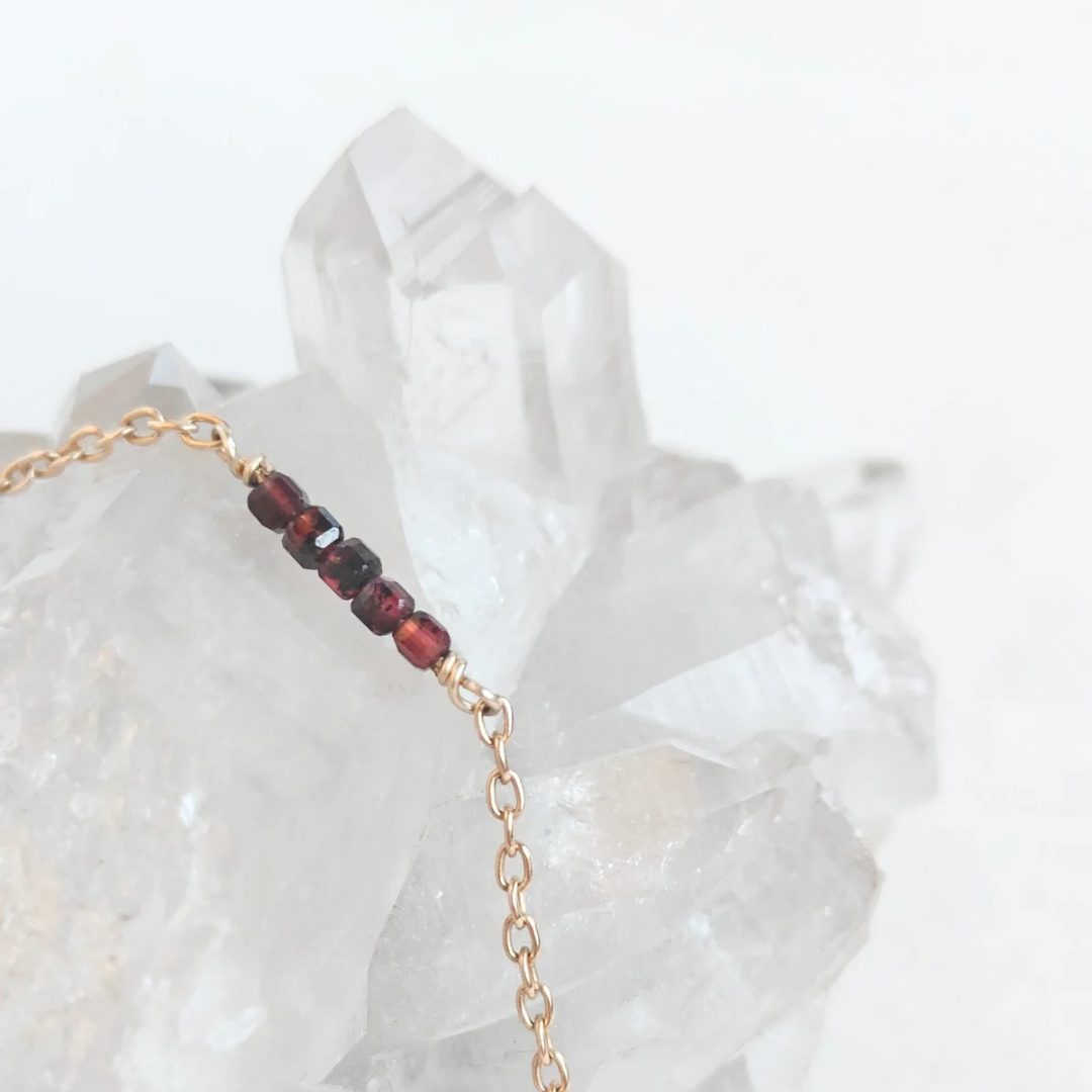 צמיד קשת גרנט אדום