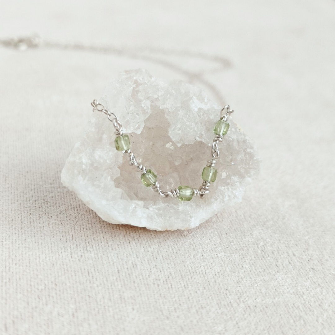 שרשרת קשת פרידוט