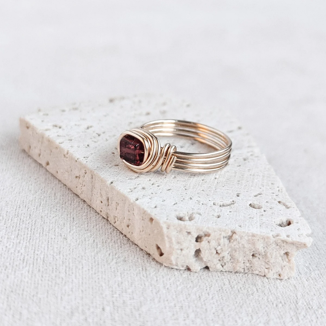 טבעת פז גרנט אדום