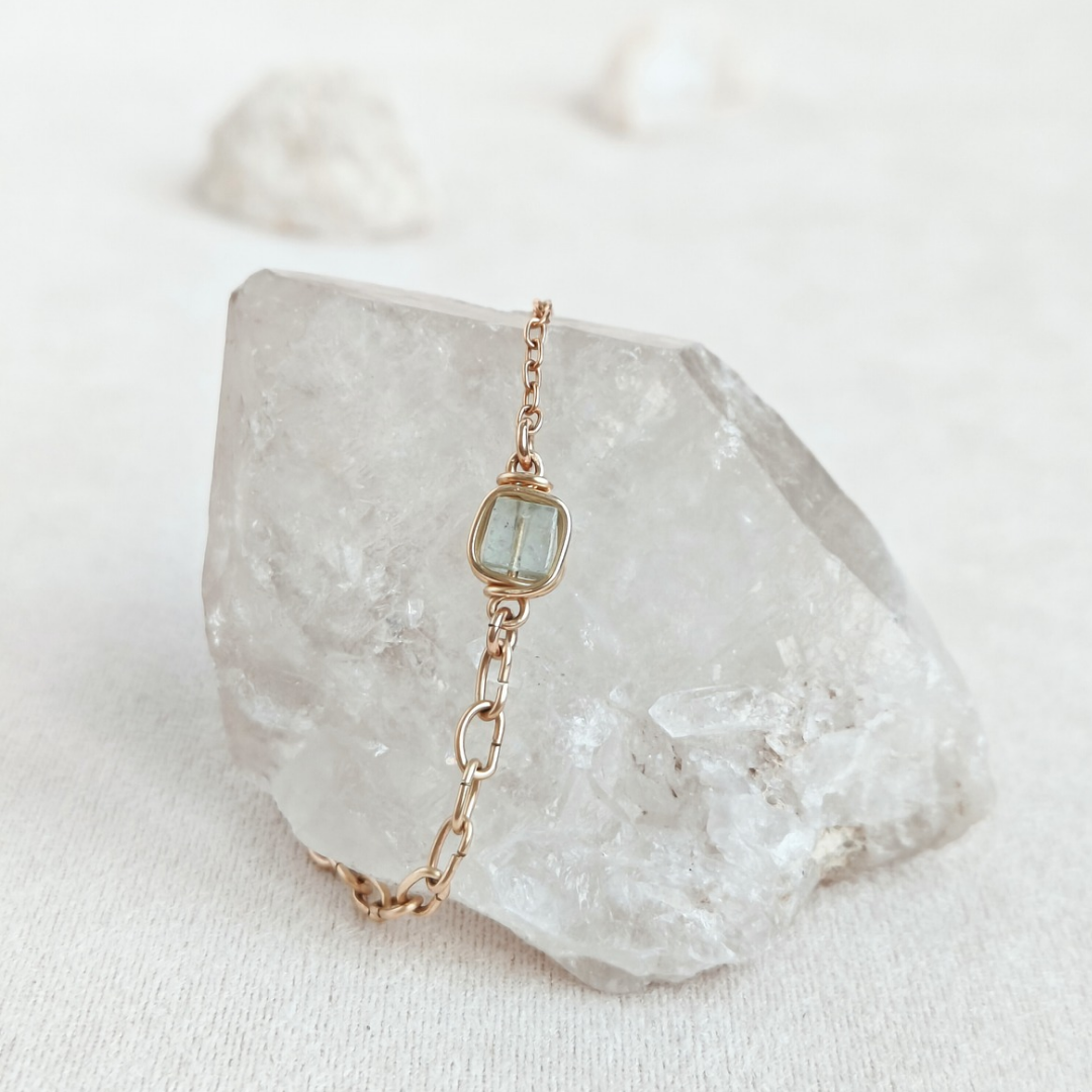 צמיד פז אסימטרי אקוומרין