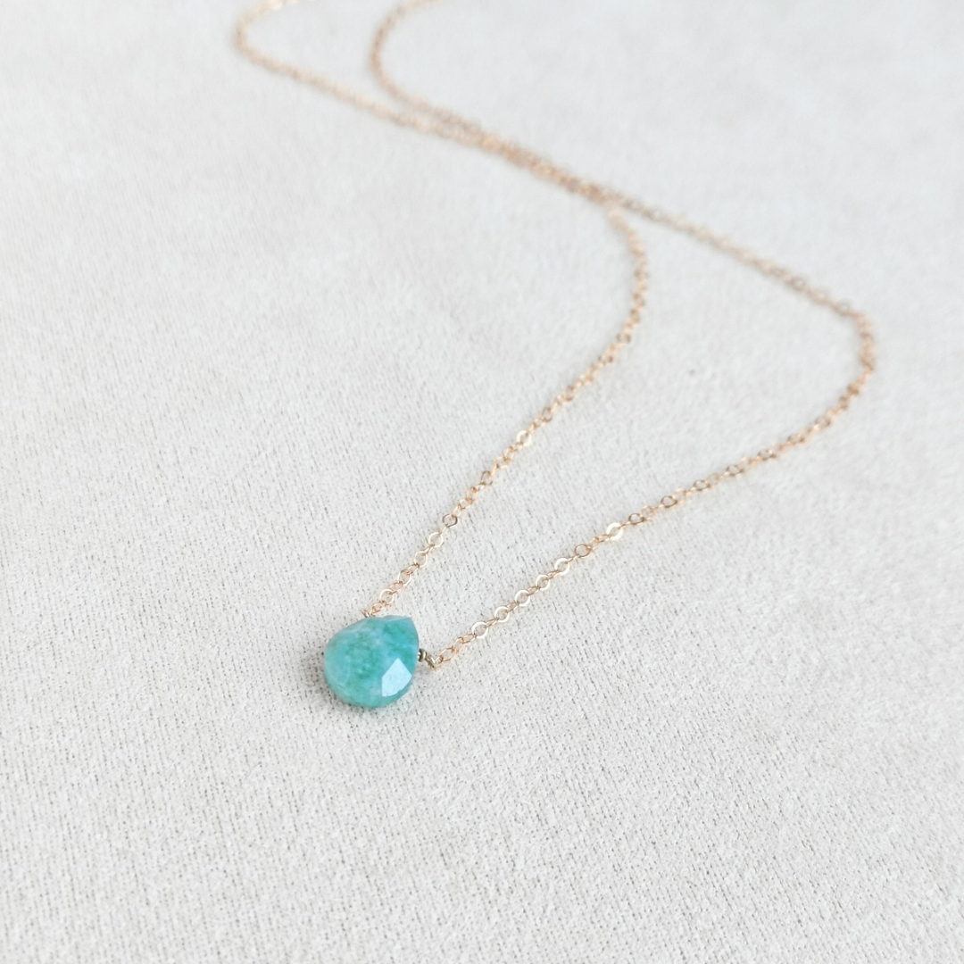 שרשרת טיפה אמזוניט