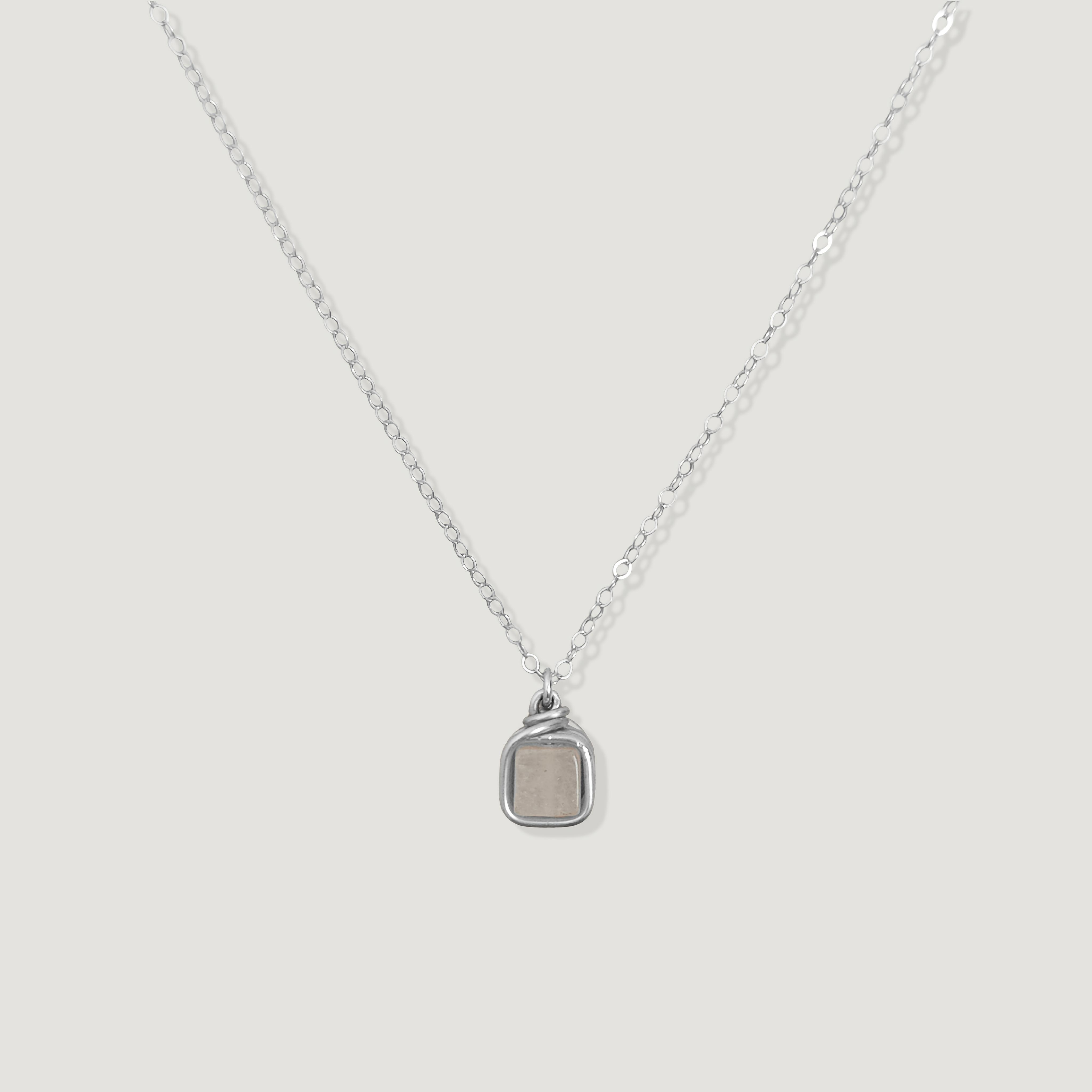 שרשרת זוהר רוז קוורץ