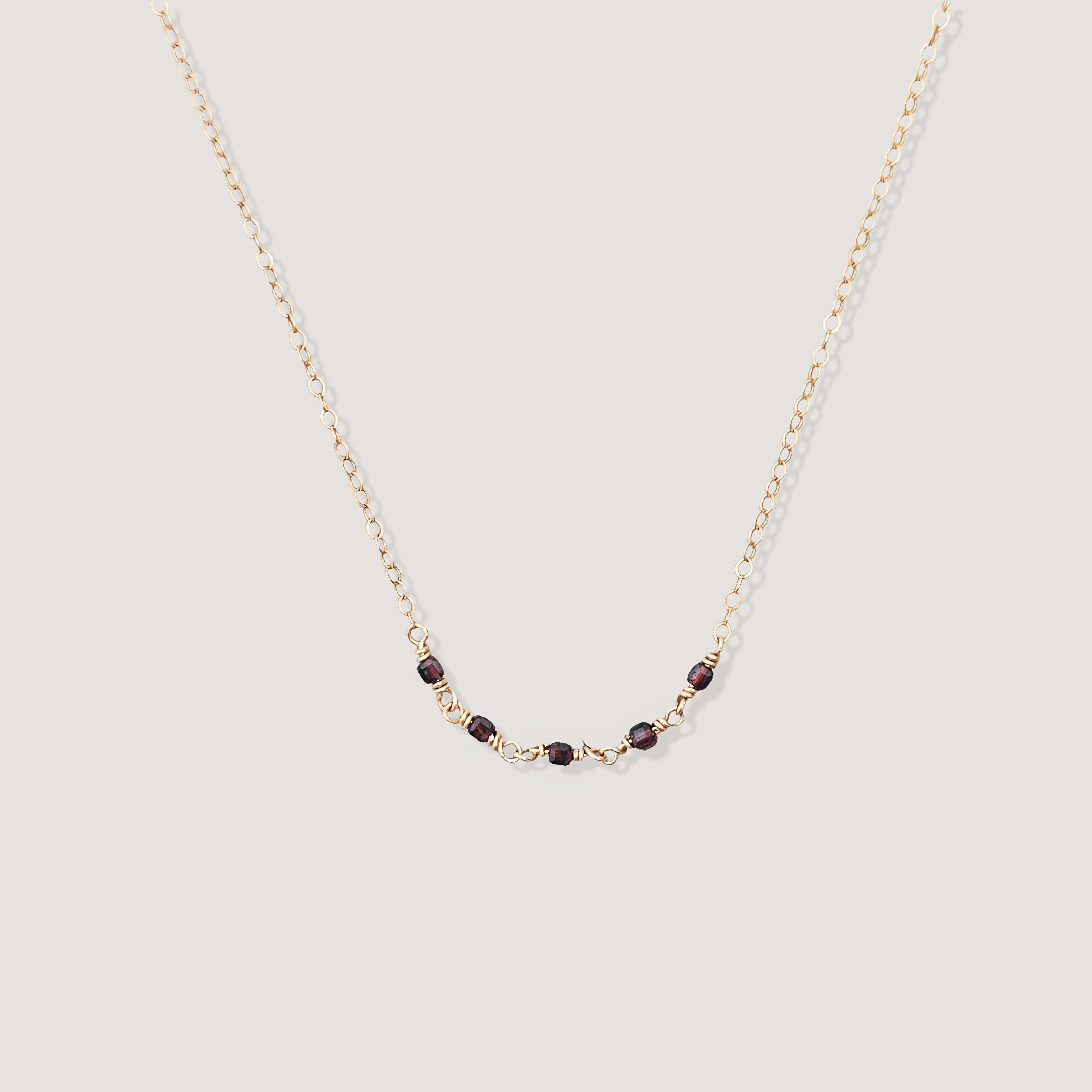 שרשרת קשת גרנט אדום