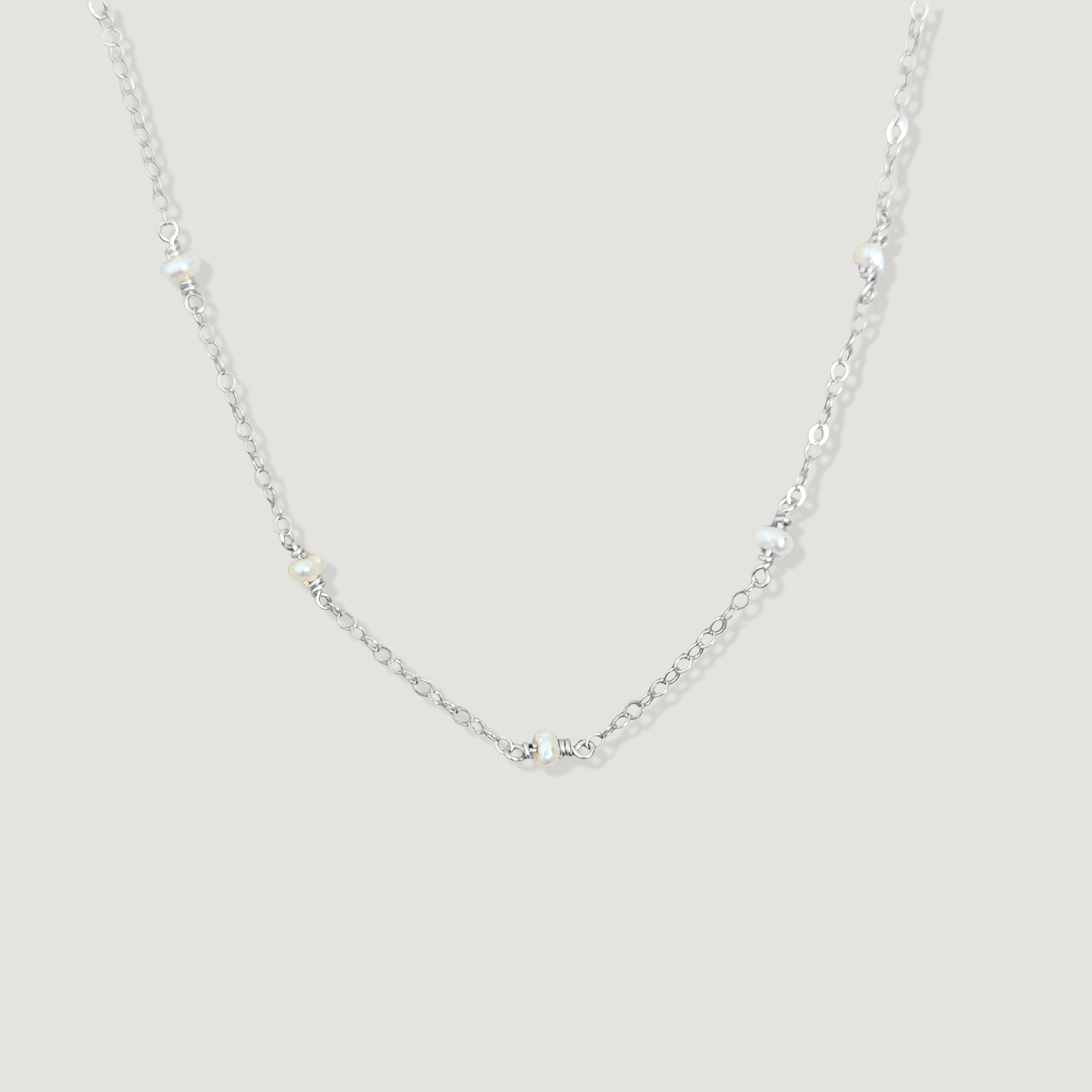 שרשרת אור פנינה