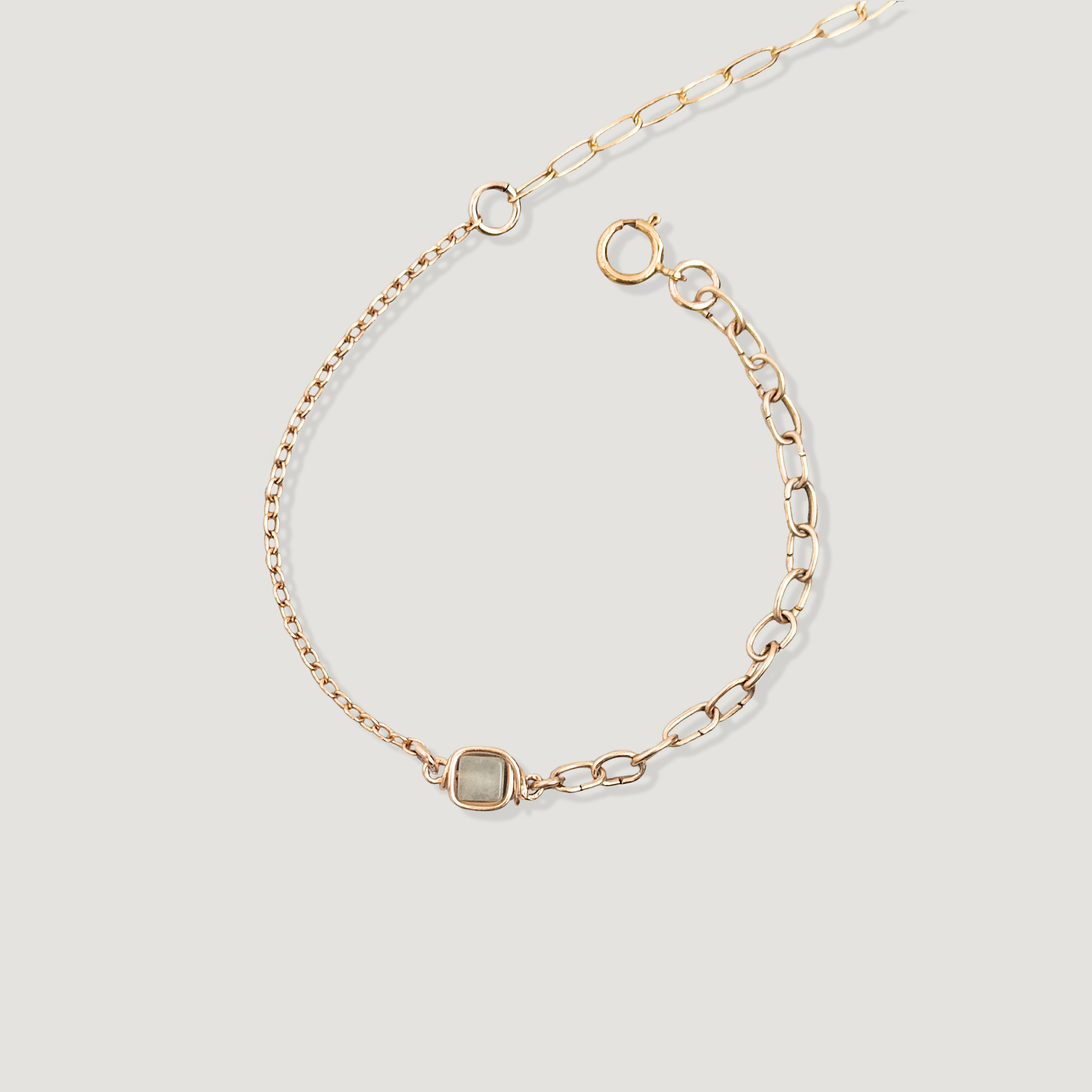 צמיד פז אסימטרי ניו ג'ייד