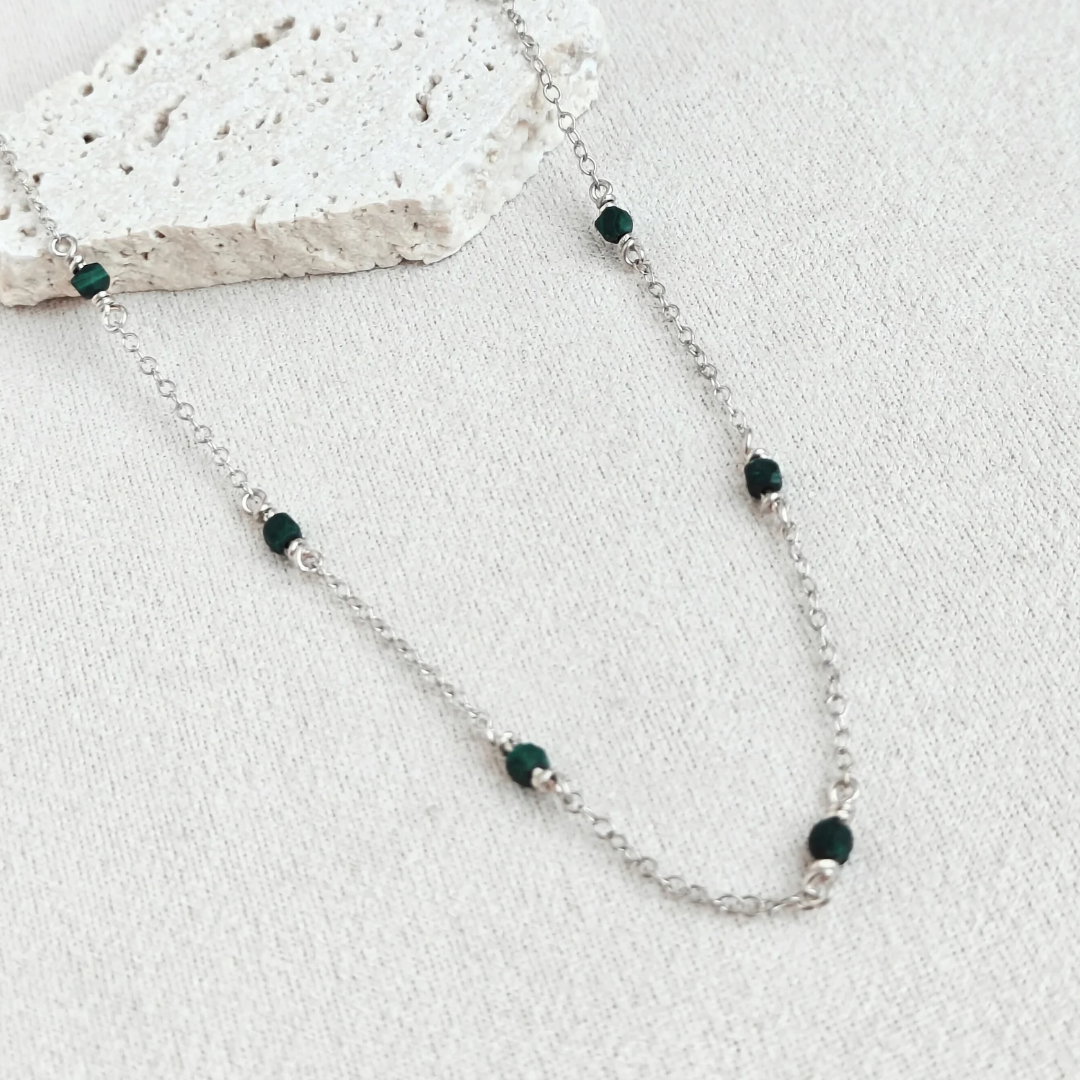 שרשרת אור מלכית