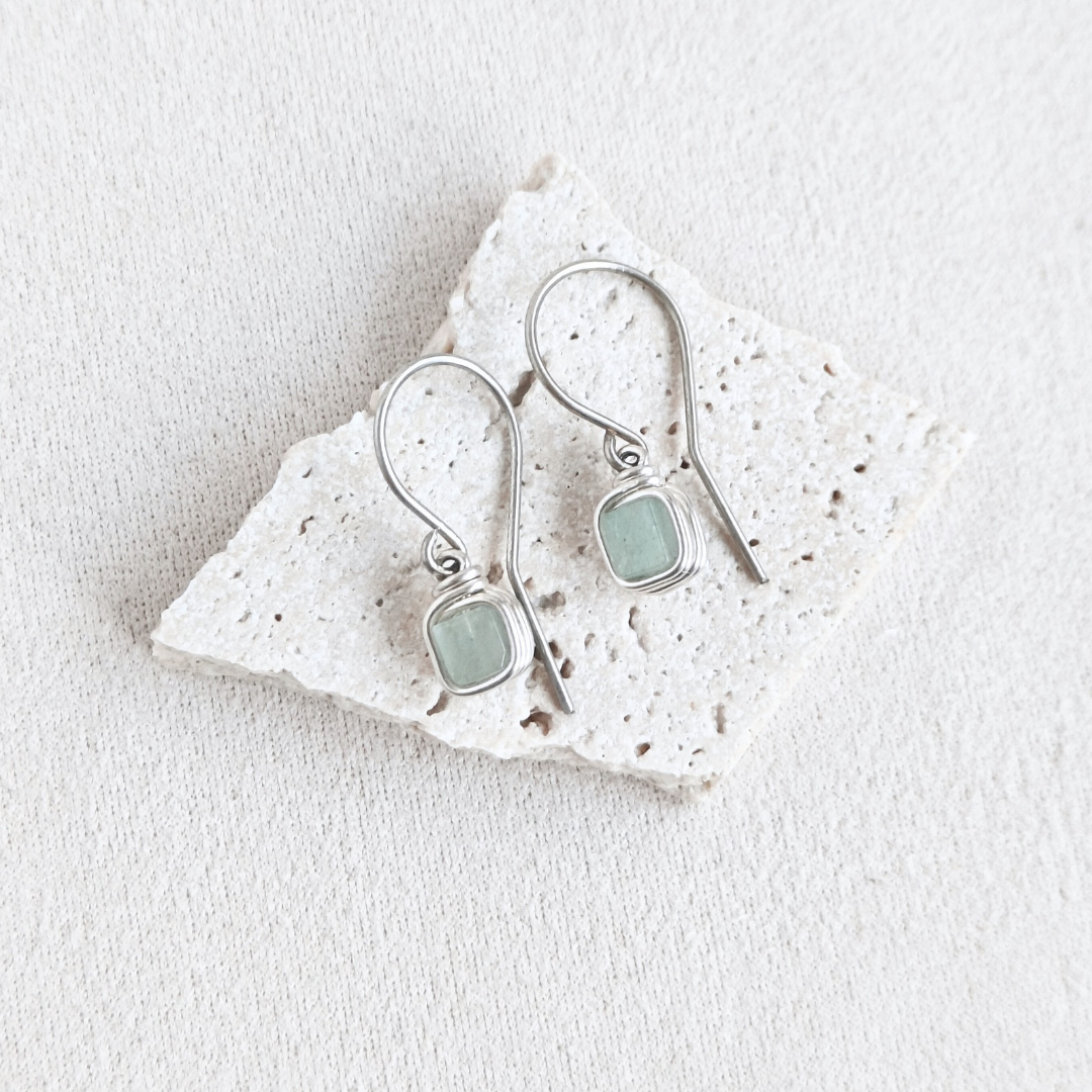 עגילים תלויים פז אקוומרין