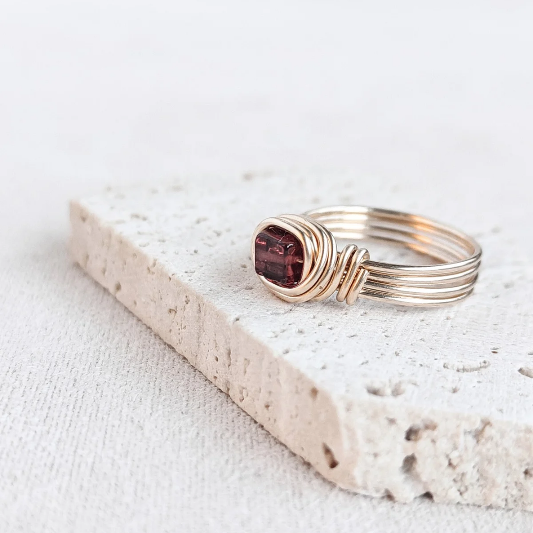 טבעת פז גרנט אדום