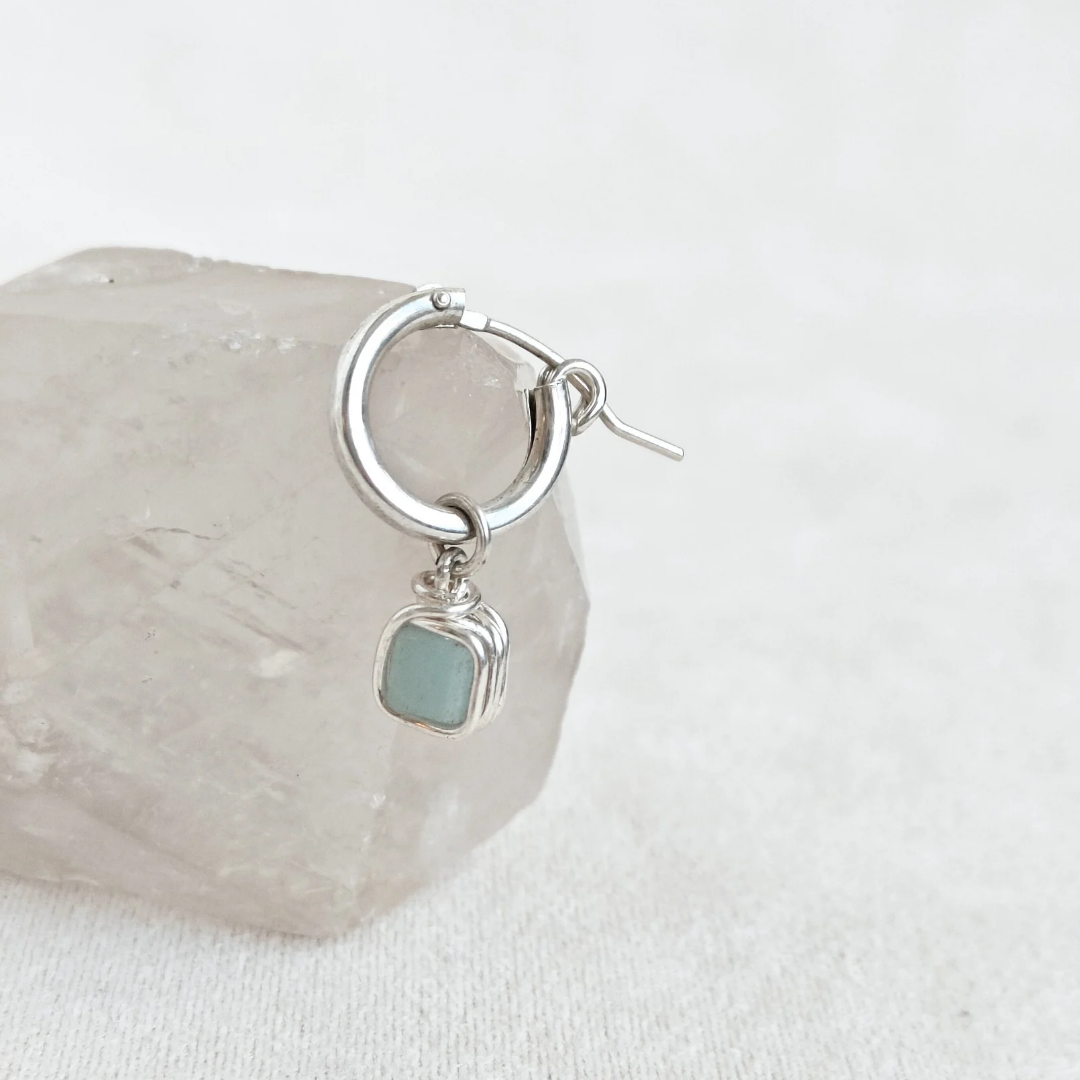 עגילי חישוק פז אמזוניט