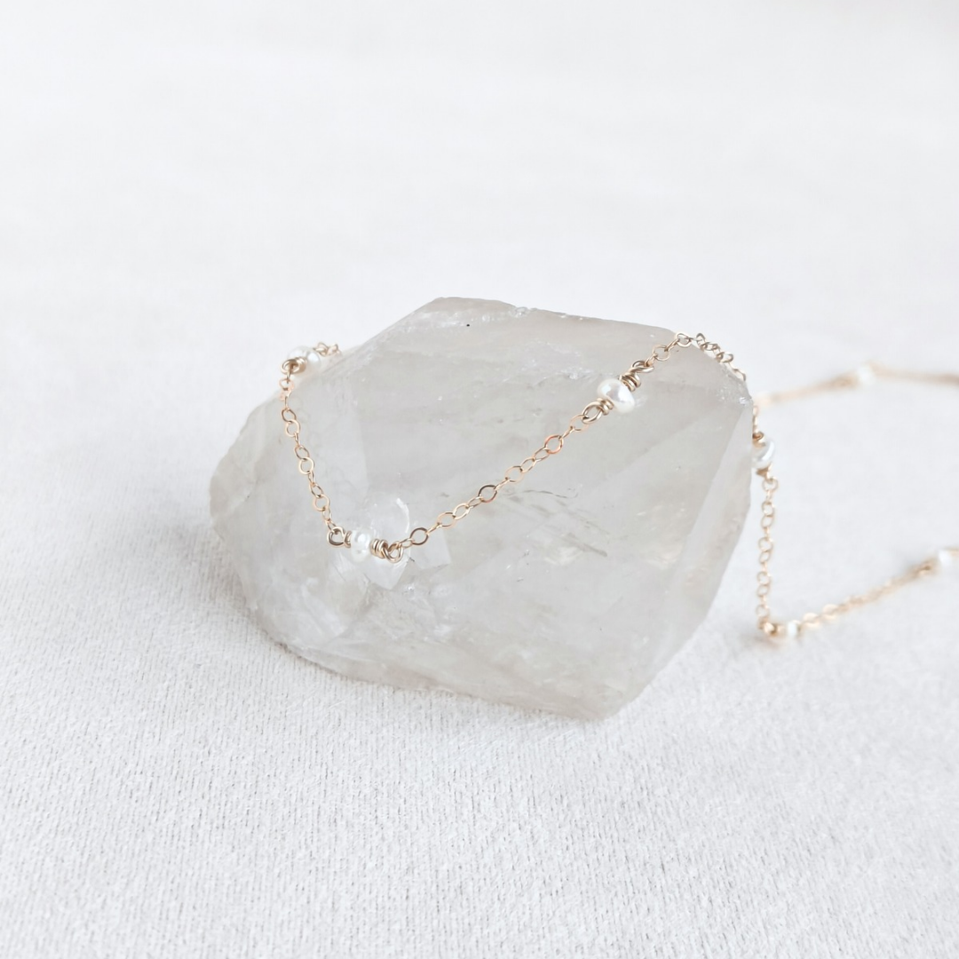 שרשרת אור פנינה